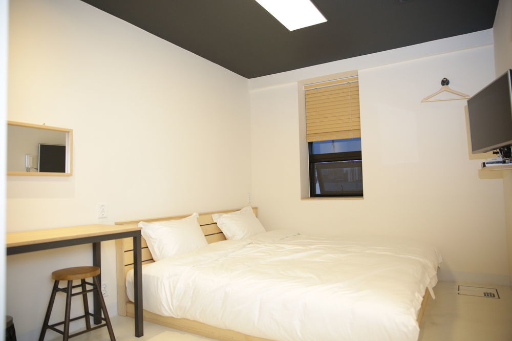 96Bun;Z Travellers Lodge Seoul Exterior photo