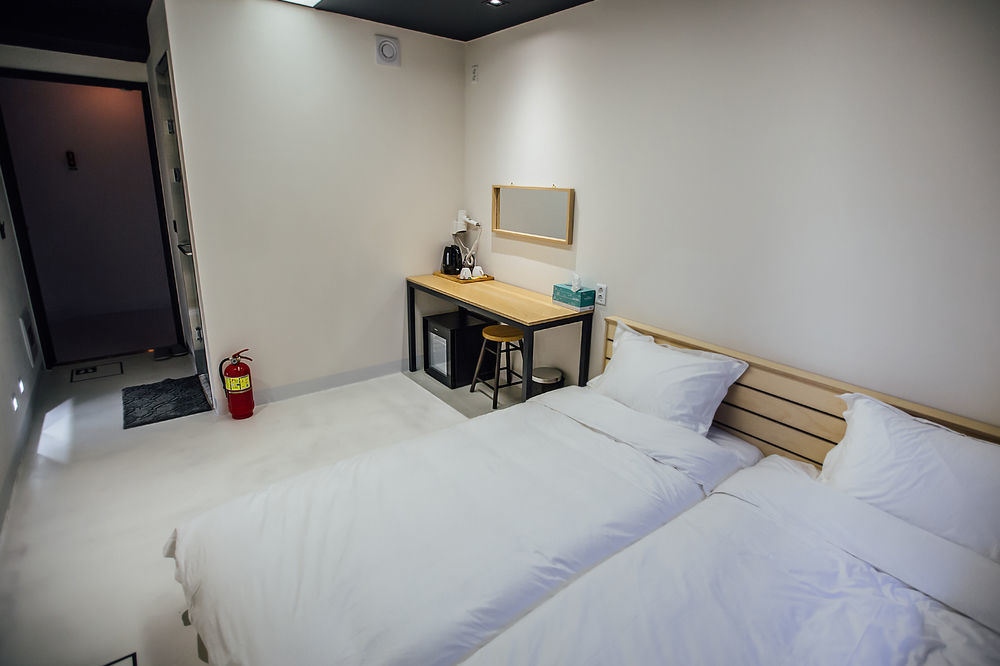 96Bun;Z Travellers Lodge Seoul Exterior photo